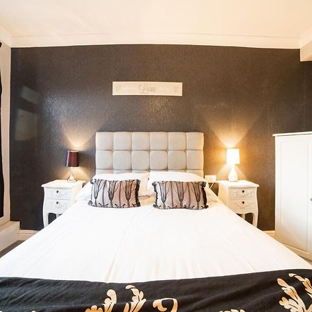 The Traxx Hotel バンガー エクステリア 写真