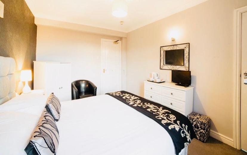 The Traxx Hotel バンガー エクステリア 写真