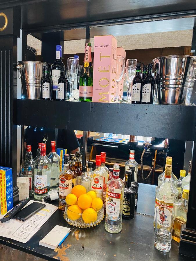 The Traxx Hotel バンガー エクステリア 写真